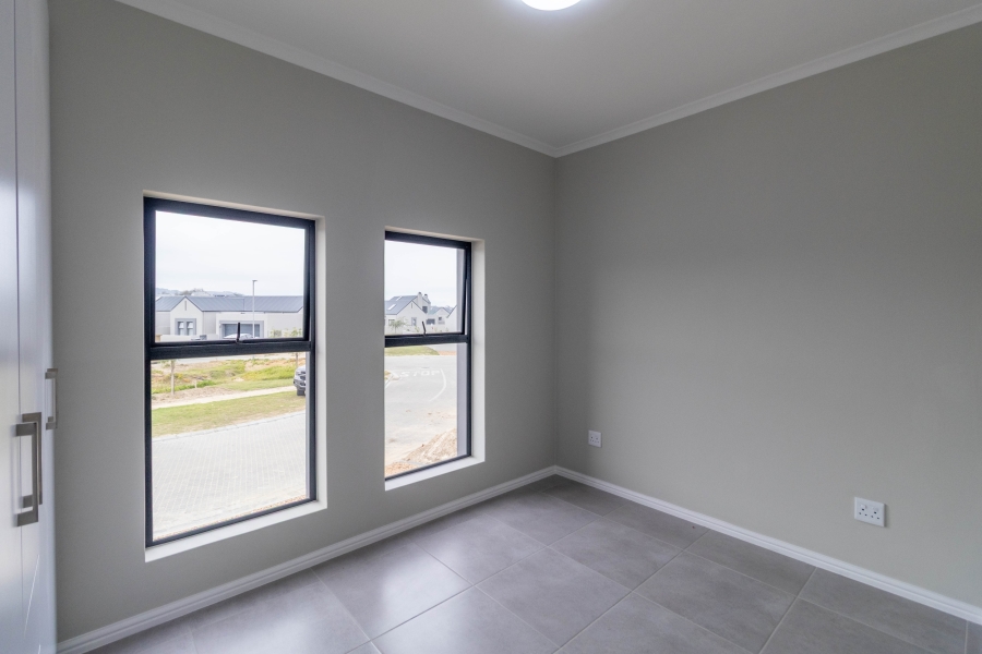 3 Bedroom Property for Sale in Aan de Wijnlanden Western Cape